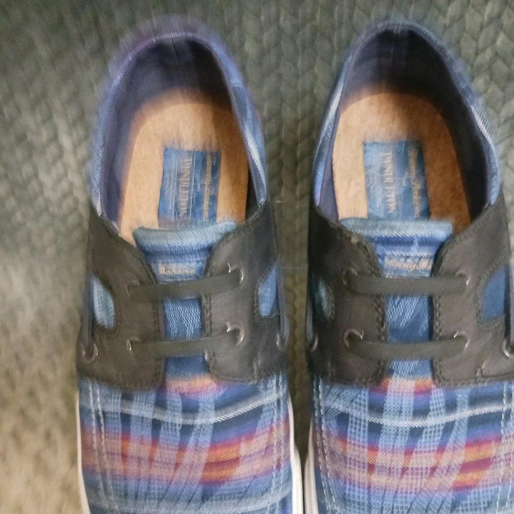 Tommy Bahama x Pendleton Men's Slip-On Boat Shoes Blue Plaid Size 10.5D